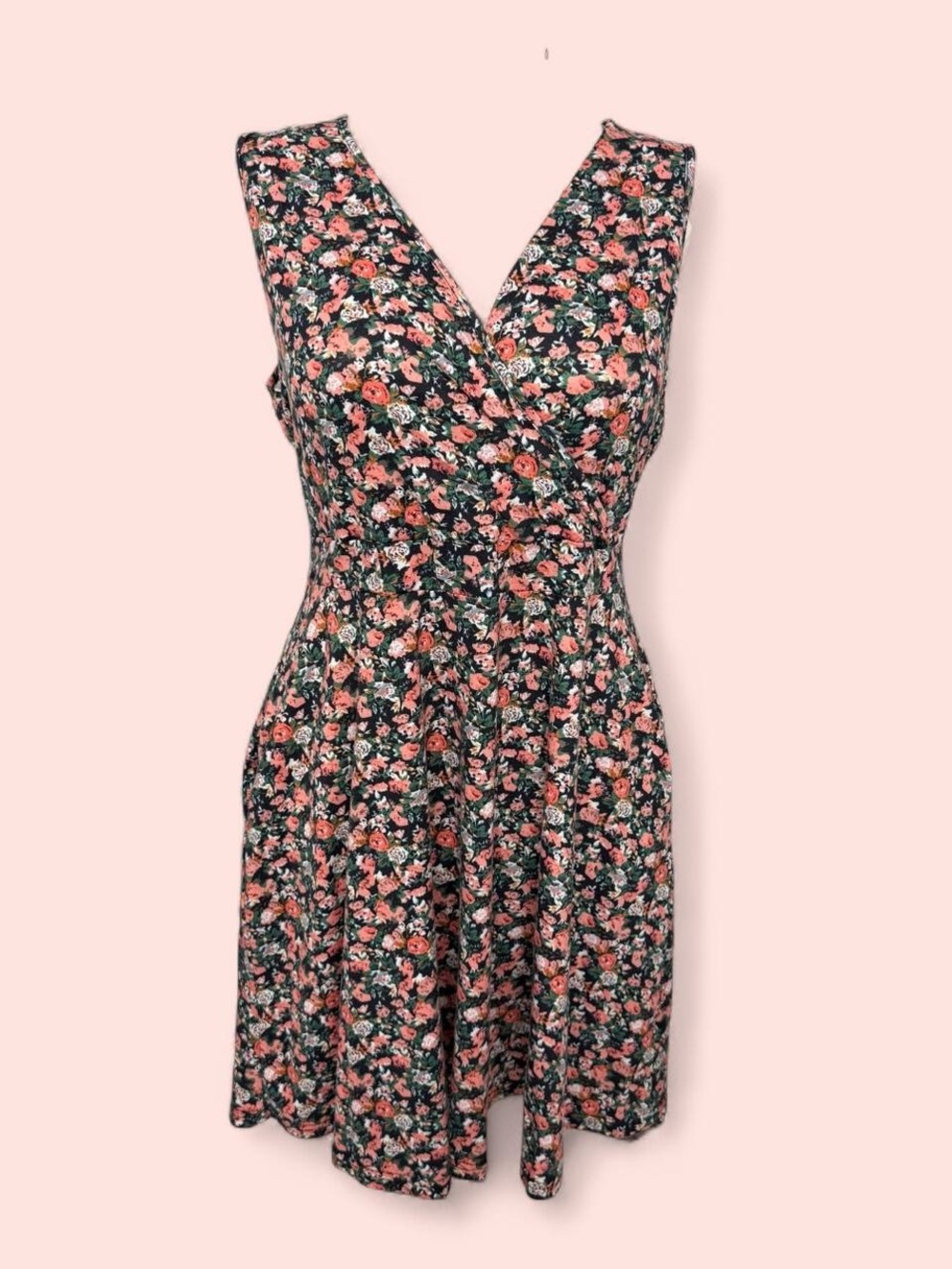 Guberry XL Floral V-Neck Sleeveless Summer Dress in Black and Coral